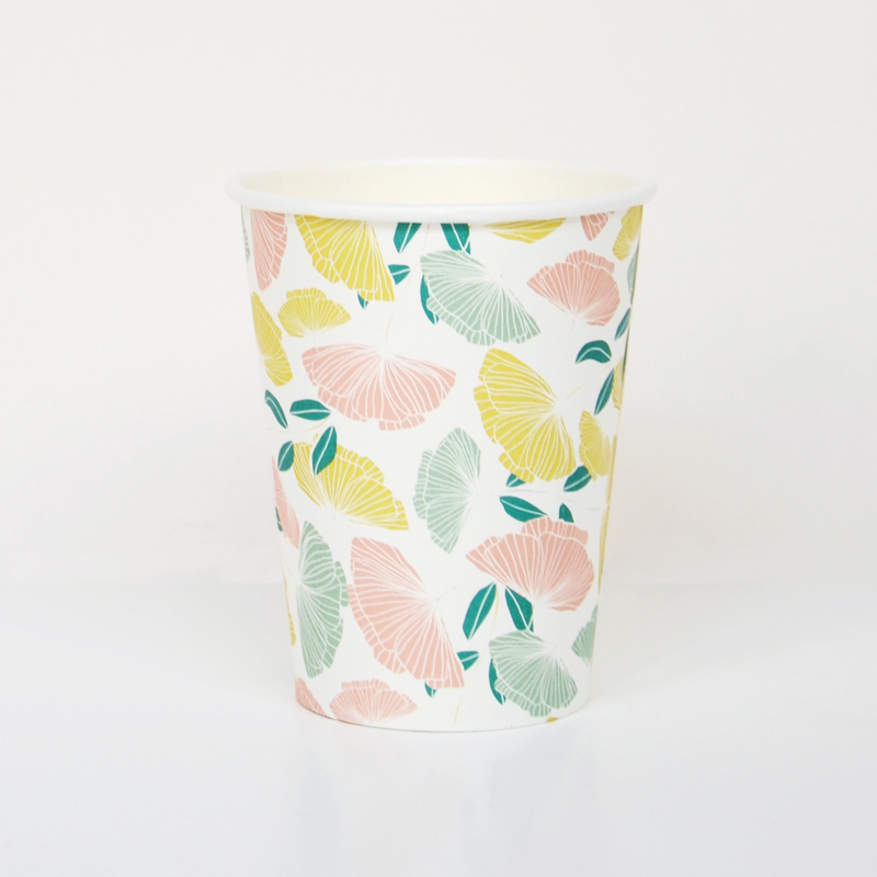 8 pastel flower cups