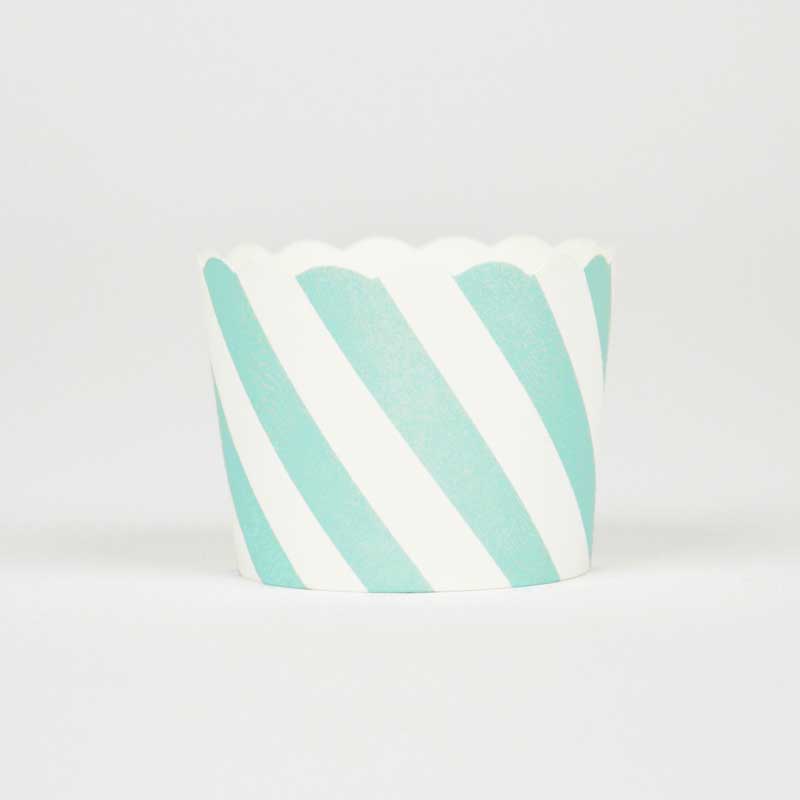 25 mint green striped cupcake liners
