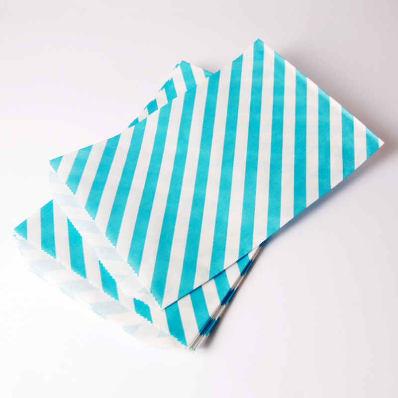 8 turquoise diagonal striped party bags