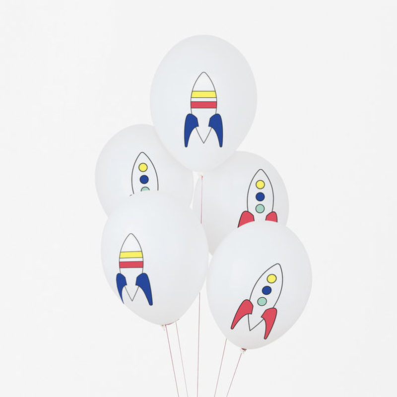 5 Cosmic printed balloons