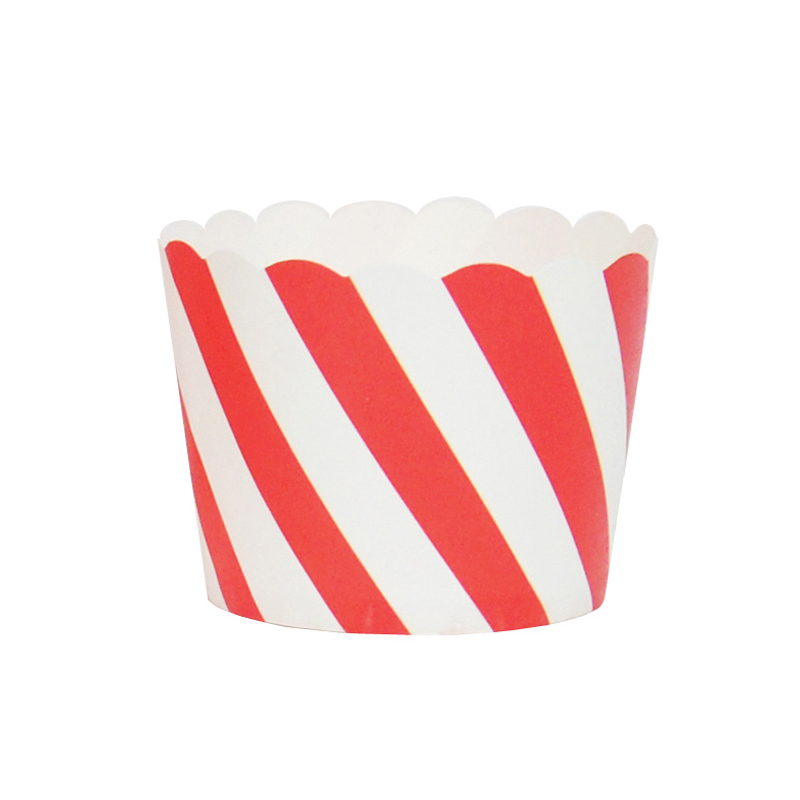 25 red diagonal cupcake liners