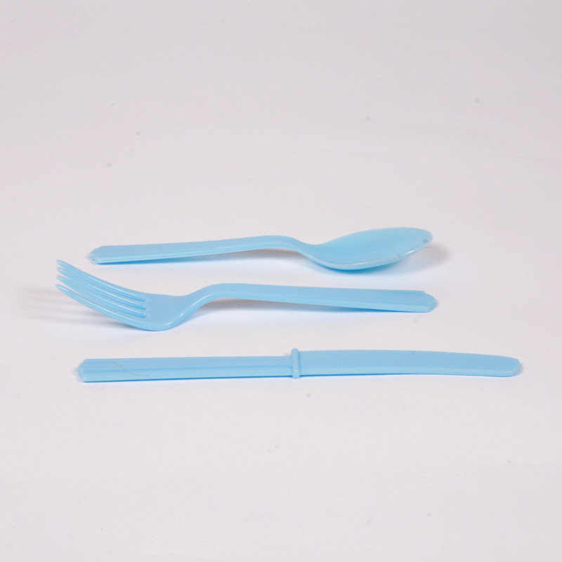 Baby blue cutlery set