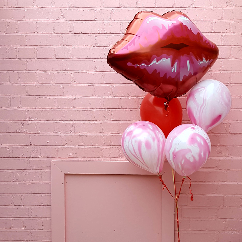 Big red kiss lips foil balloon - Little Lulubel
