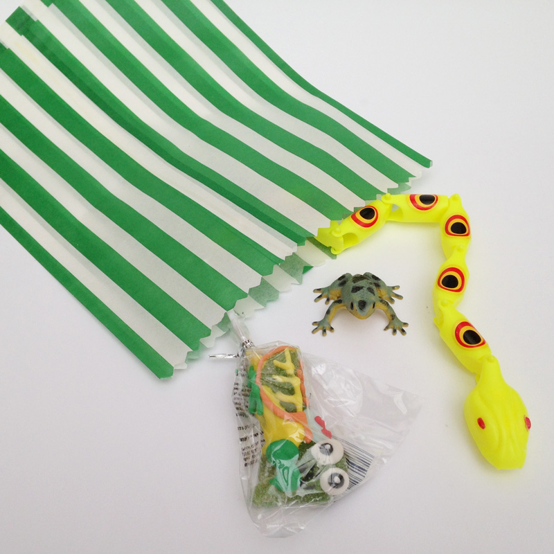 creepy crawlers pre-filled party bag