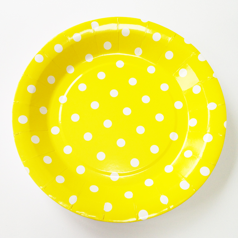 12 yellow polka dots plates