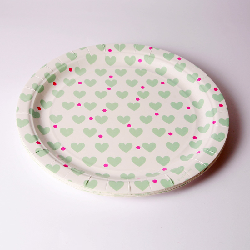 8 aqua heart plates