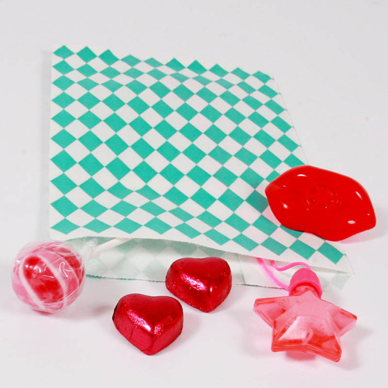 Hearts pre-filled party bag