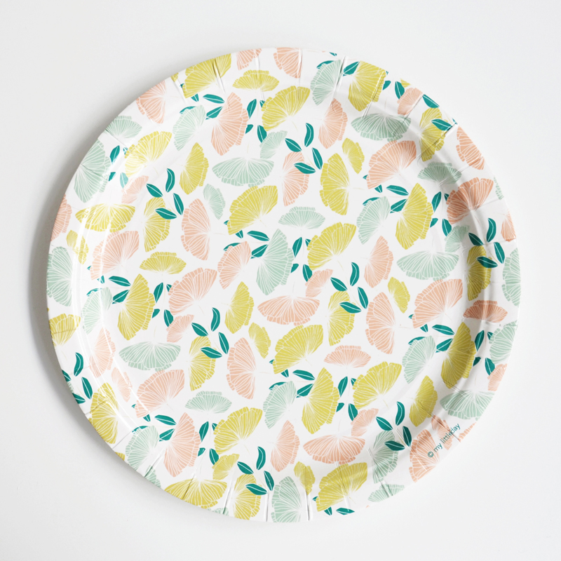8 pastel flower plates