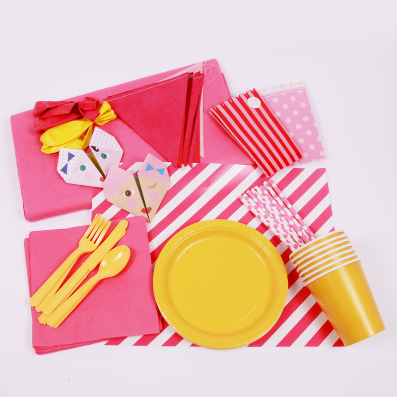 Pyjama party kit